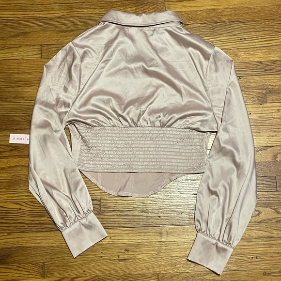 NWT Blush Pink Satin Crop Top - Picture 6 of 8